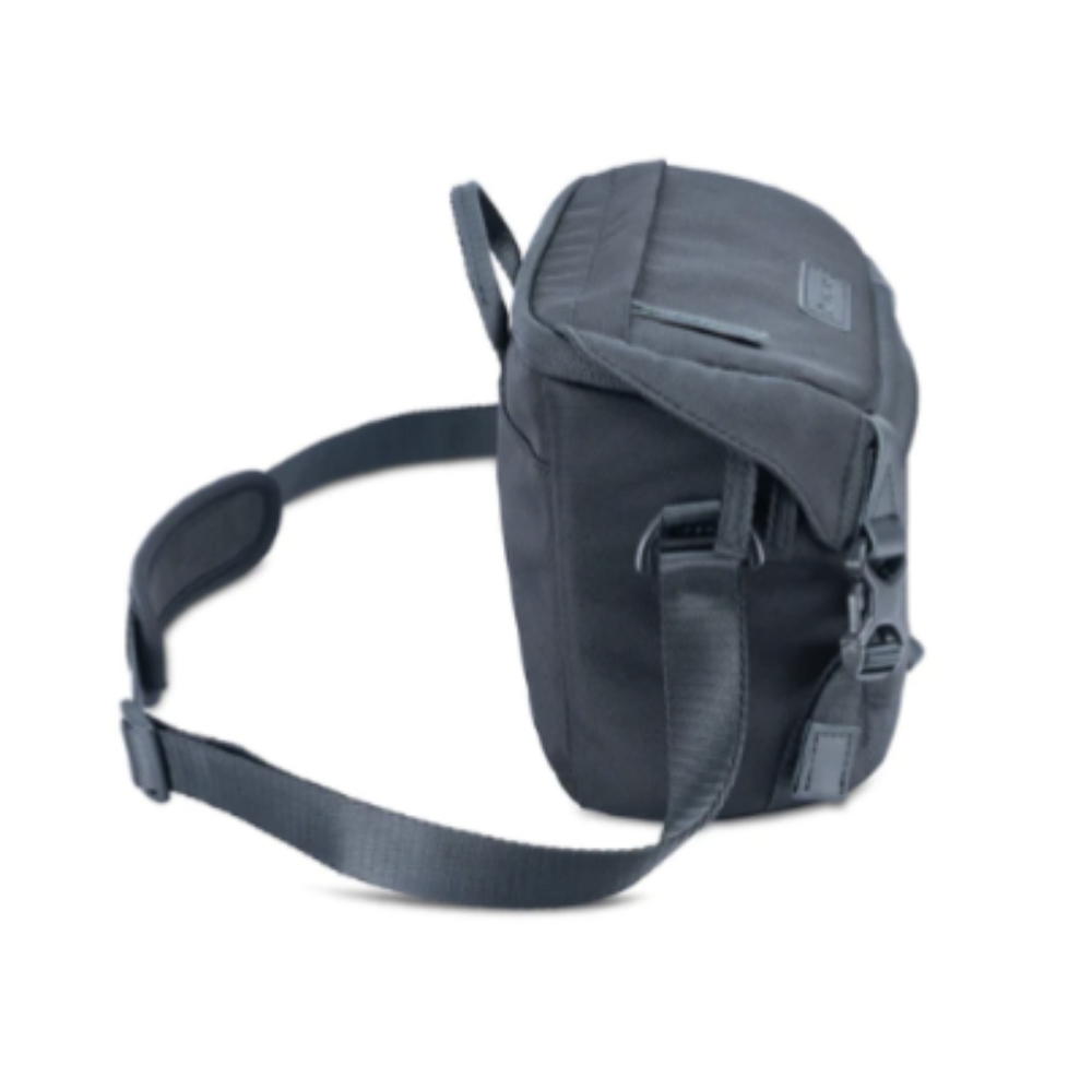 NWOT VANGUARD VEO GO24M Black Shoulder Bag for Mirrorless/CSC Cameras - Picture 4 of 10